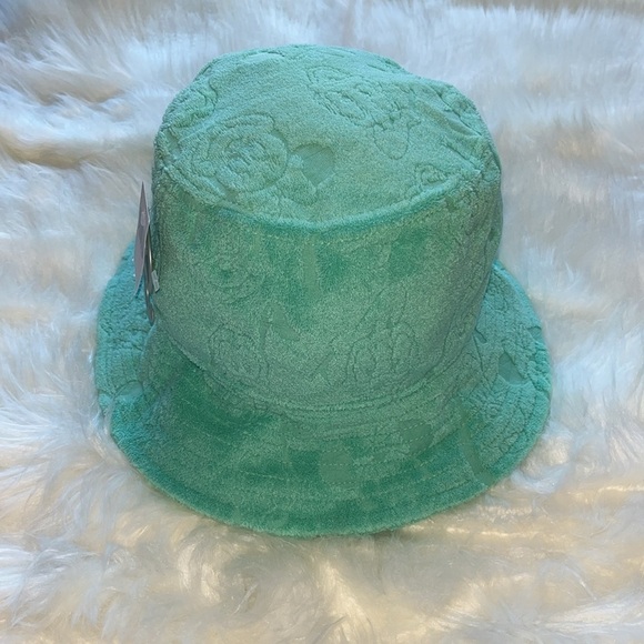 🆕 Disney Parks Bucket Hat Disney Characters Plush/Terry Green One Size - Picture 16 of 16